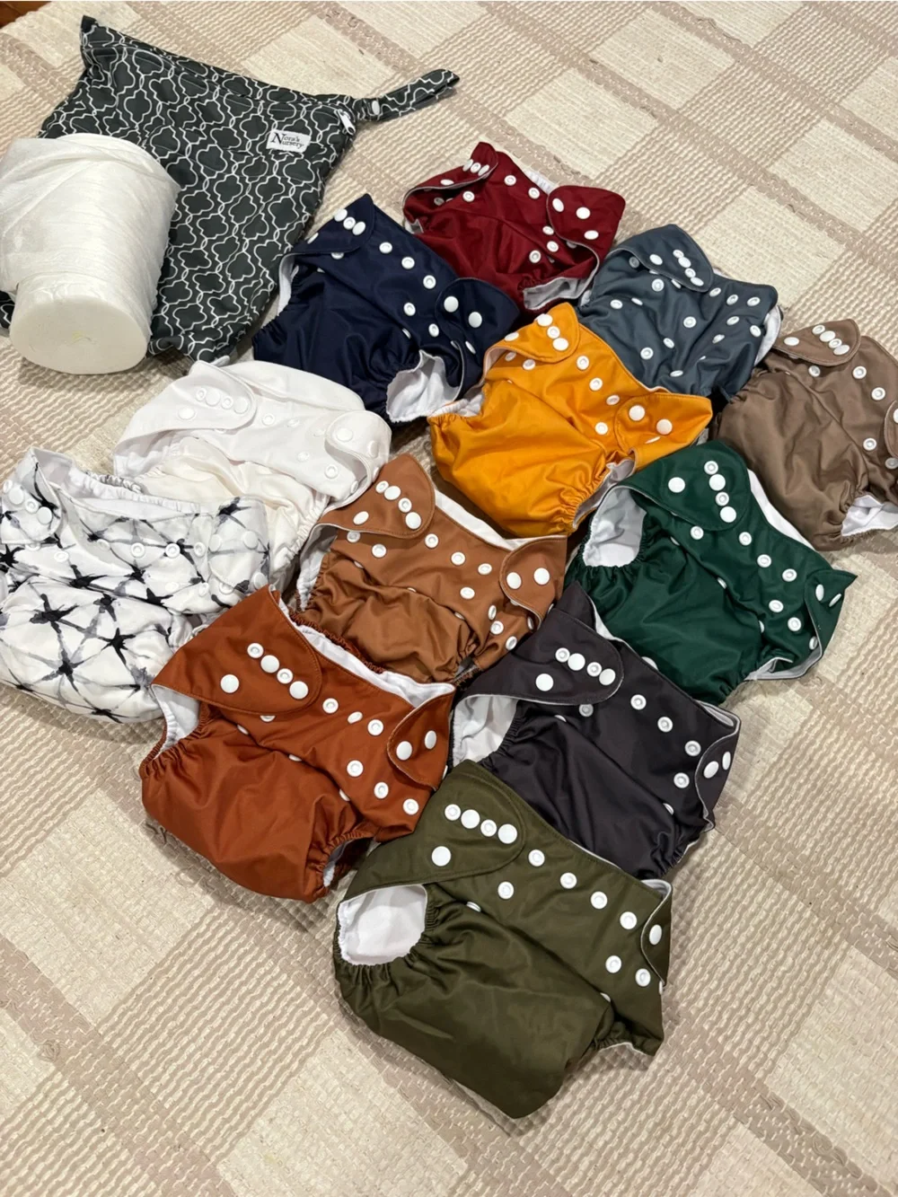 Nora's Nursery pocket diapers in solid neutral colors / set of 12 / with liners